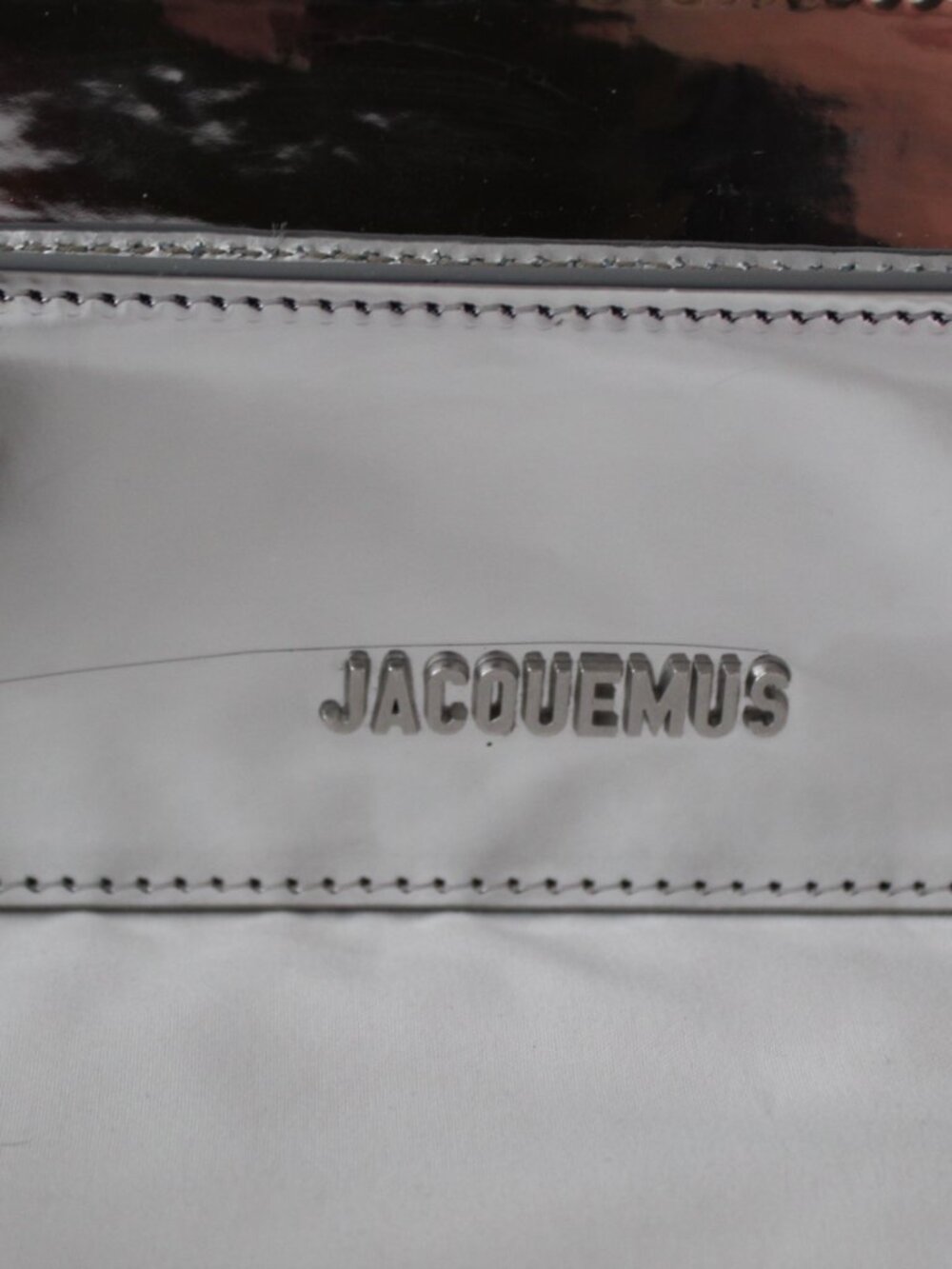 Jacquemus Silver Patent Leather Shoulder Bag Zip Top - Picture 4 of 14